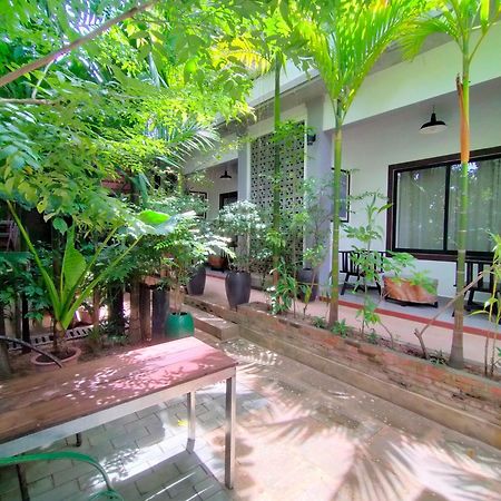 กรีน สเตย์ วิลเลจ Bed & Breakfast เสียมราฐ ภายนอก รูปภาพ