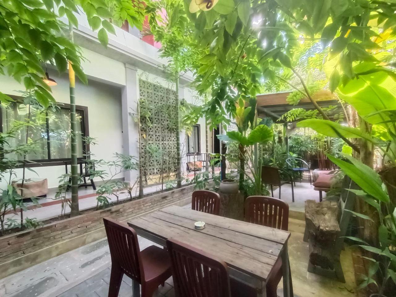 กรีน สเตย์ วิลเลจ Bed & Breakfast เสียมราฐ ภายนอก รูปภาพ