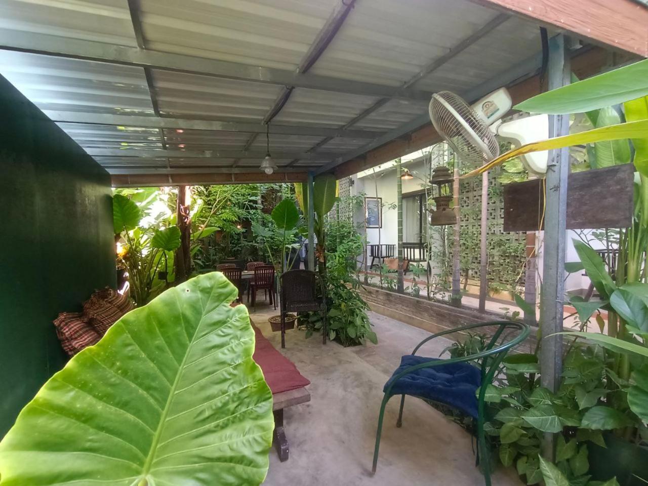 กรีน สเตย์ วิลเลจ Bed & Breakfast เสียมราฐ ภายนอก รูปภาพ
